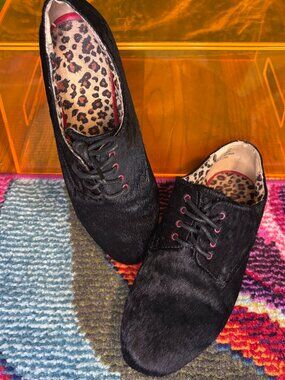 Very Volatile Faux Boar Hair Lace Up Flat Shoes - Size 6